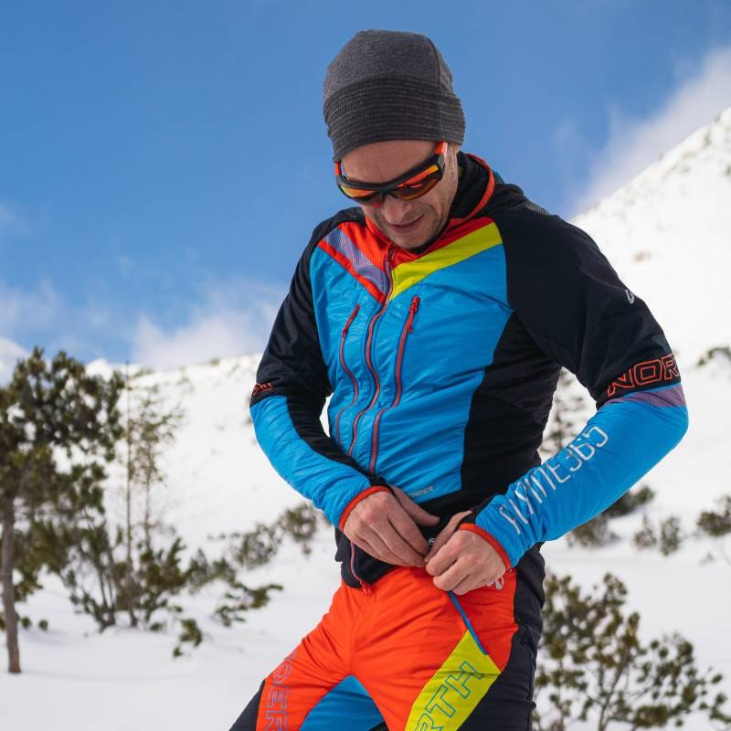 SOLISKO jacket with a hybrid construction for active movement 