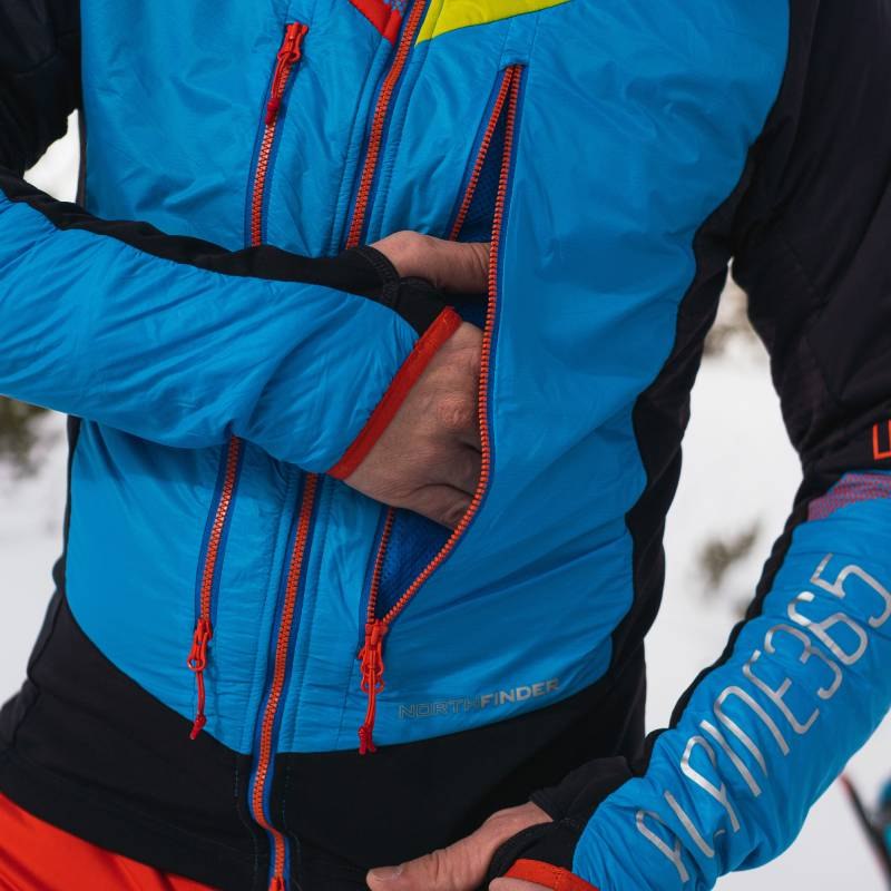 SOLISKO jacket with a hybrid construction for active movement 