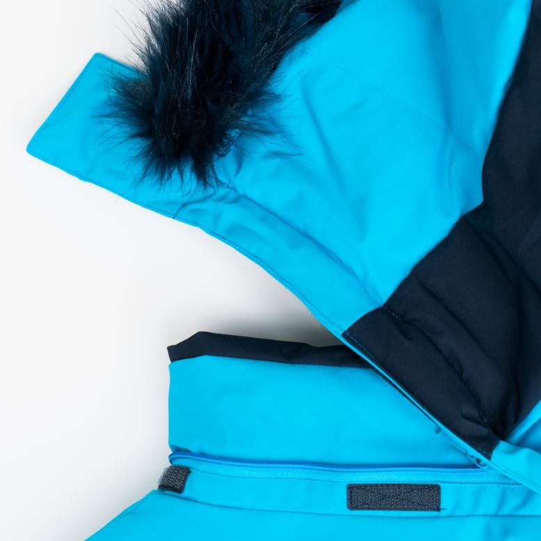 Oddeliteľná kapucňa - lyžiarska bunda